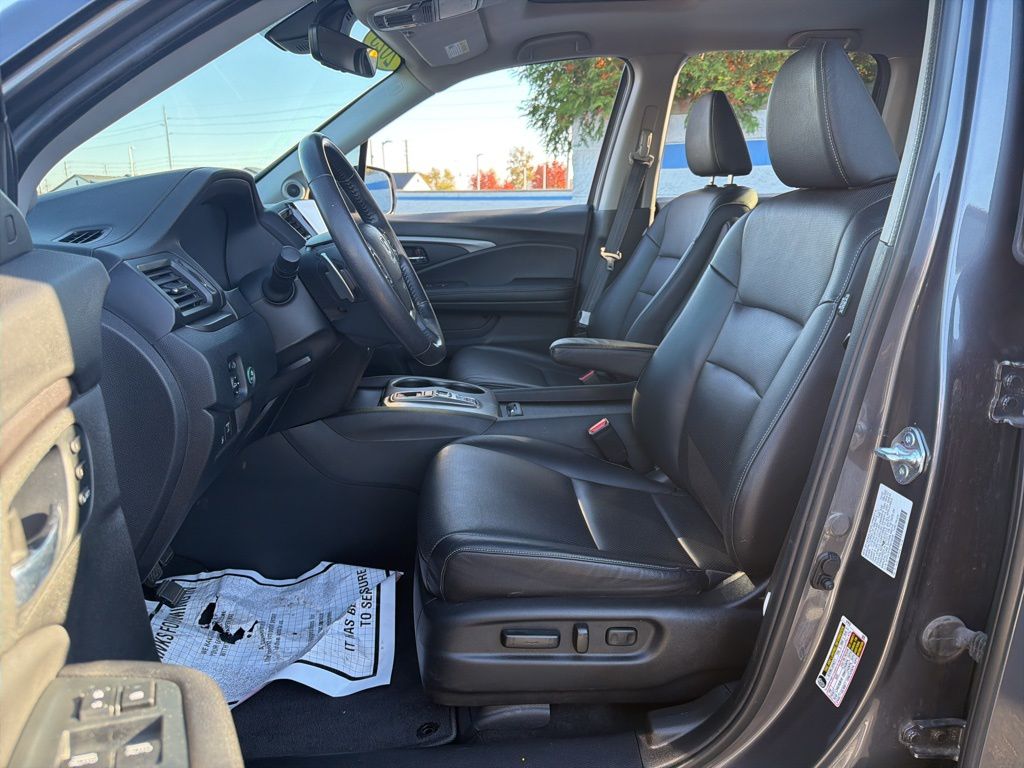 Thumbnail: 2023 Honda Ridgeline - 18