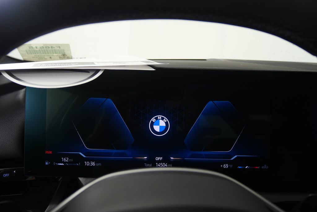 Thumbnail: 2024 BMW 5 Series - 24