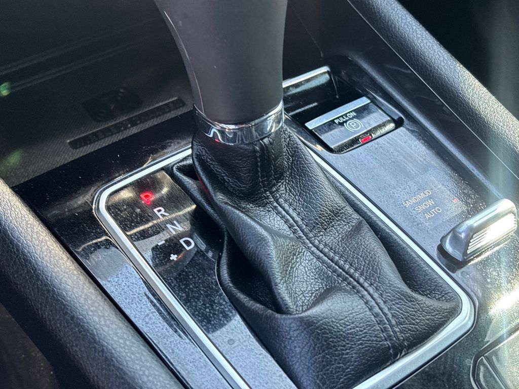 Used Car 2024 Jeep Compass  Latitude Lux For Sale Under $30,000 In Austin, Texas