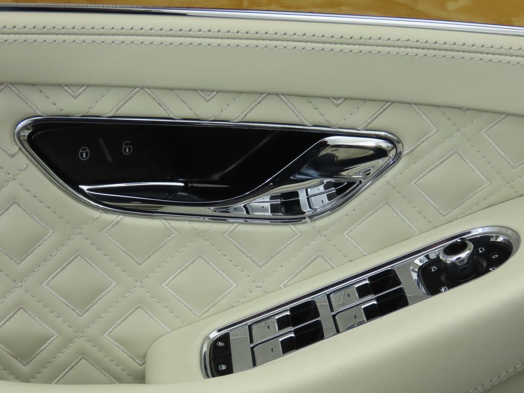 Thumbnail: 2020 Bentley Continental - 31