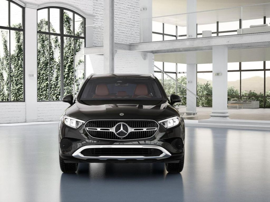 2025 Mercedes-Benz GLC GLC 300 7