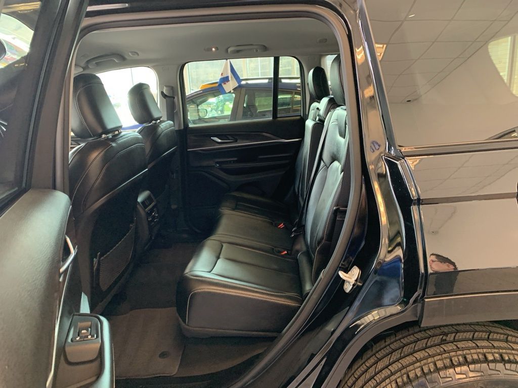 Used 2023 Black Jeep Limited image 11