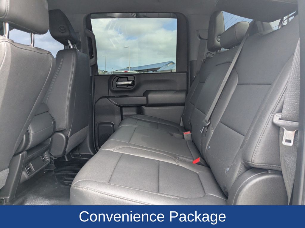 2023 GMC Sierra 2500HD Pro