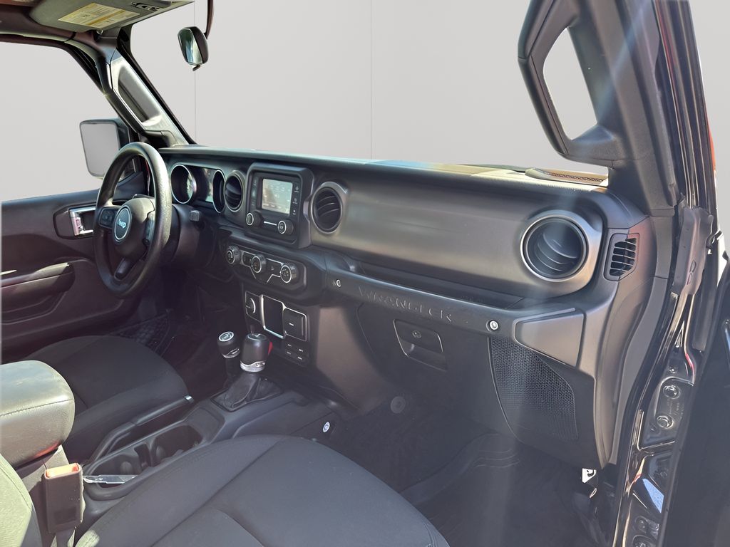 Used 2021 Black Jeep Unlimited Sport image 14