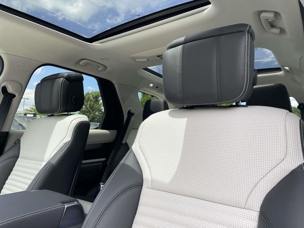 New 2026 Blue Land Rover  image 16