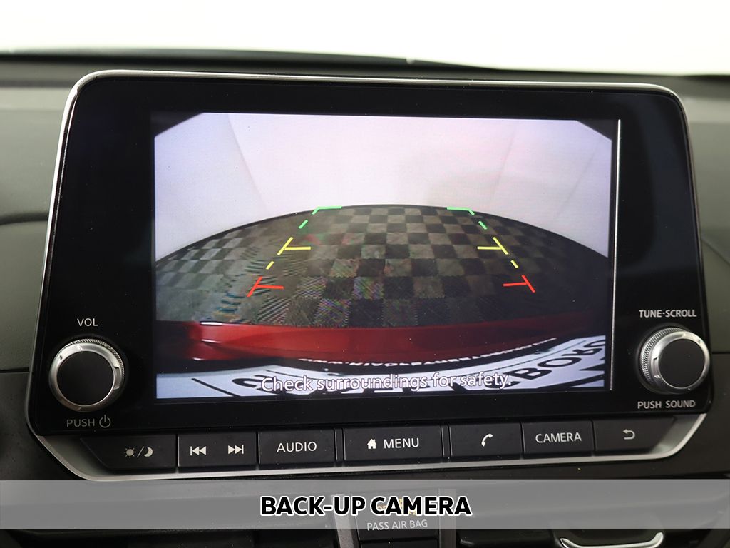 Used 2023 Red Nissan 2.5 SV image 4