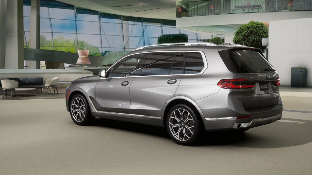 Thumbnail: 2026 BMW X7 - 29