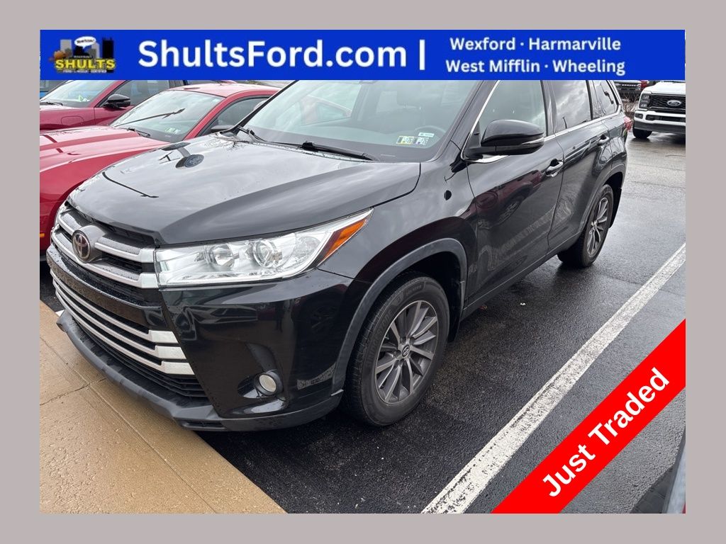 Midnight Black Metallic 2019 Toyota Highlander XLE AWD SUV / Crossover All-Wheel Drive 8-Speed Automatic