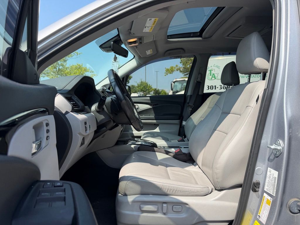 2021 Honda Pilot AWD Touring 7 Passenger