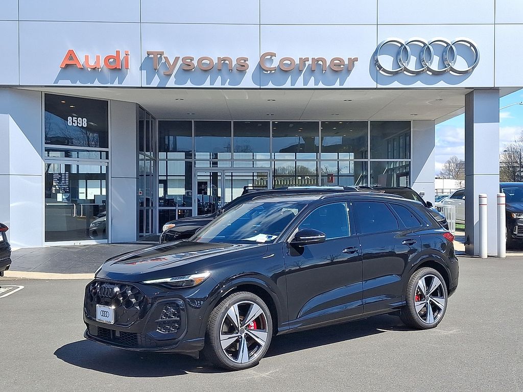 Thumbnail: 2026 Audi SQ5 - 1
