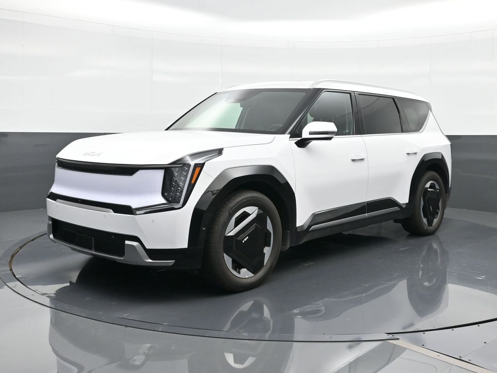 2026 Kia EV9 Land AWD's photo