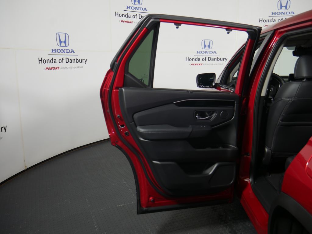 2025 Honda Pilot EX-L 11