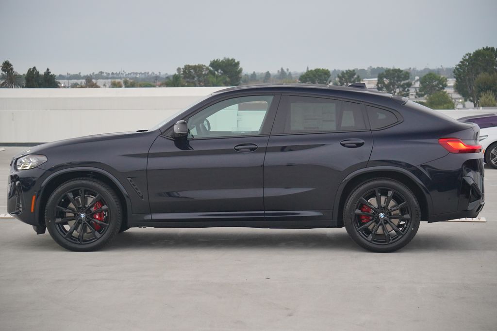 Thumbnail: 2025 BMW X4 - 4
