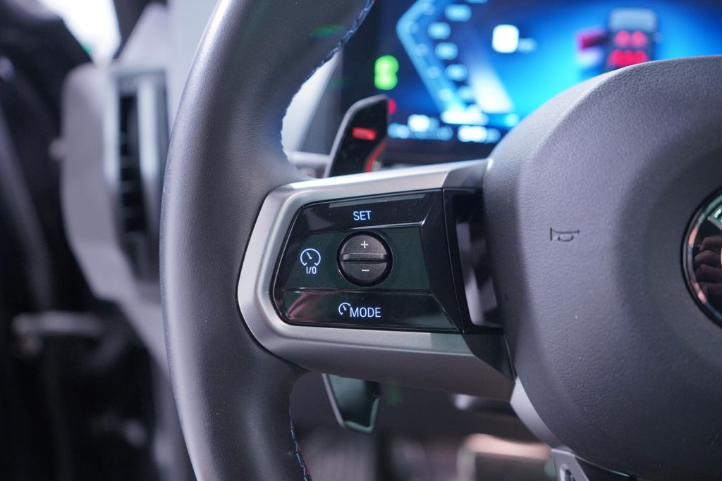 Thumbnail: 2025 BMW X3 - 18