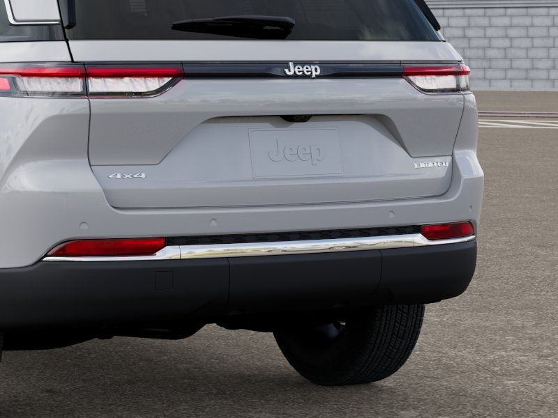 New 2025 White Jeep Limited image 13