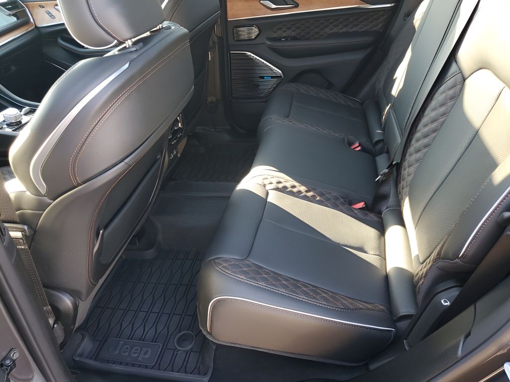 Used Car 2024 Jeep Grand Cherokee  Summit Reserve 4xe For Sale Under $50,000 In Austin, Texas