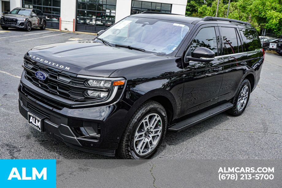 Used 2025 Black Ford Active image 15