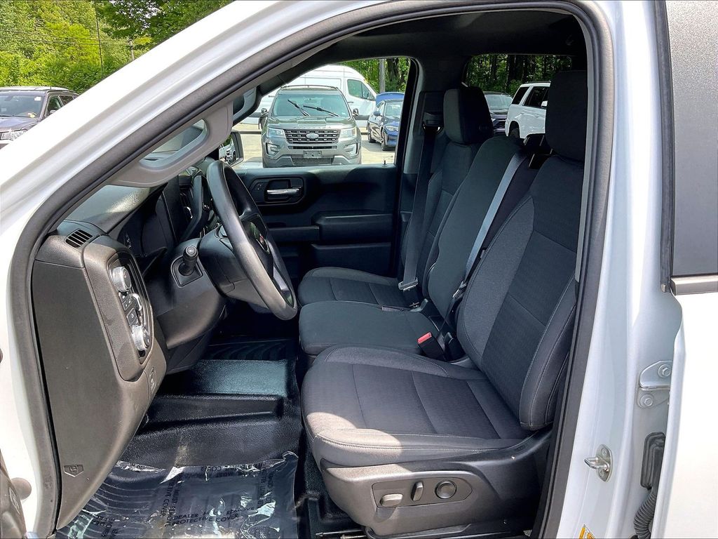 2022 GMC Sierra 1500 — photo 10
