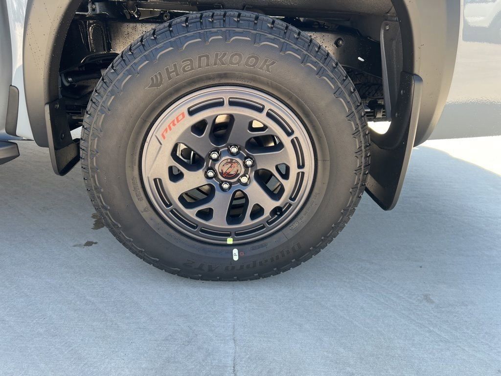 2025 Boulder Gray Pearl Nissan Frontier PRO-4X 4X4 Truck