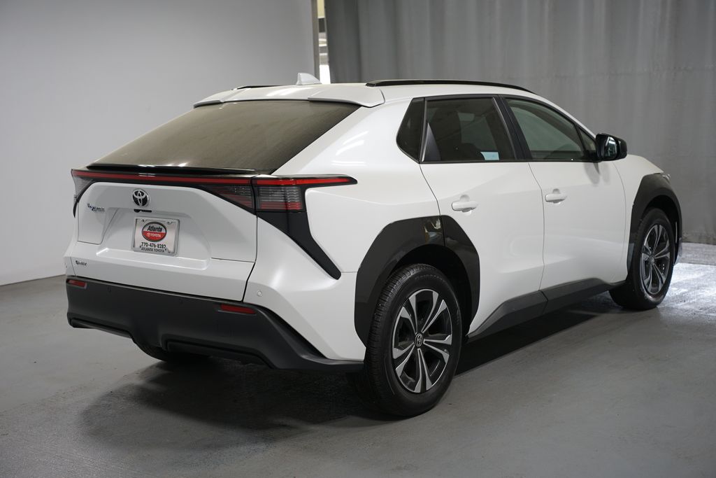 Thumbnail: 2024 Toyota bZ4X - 8