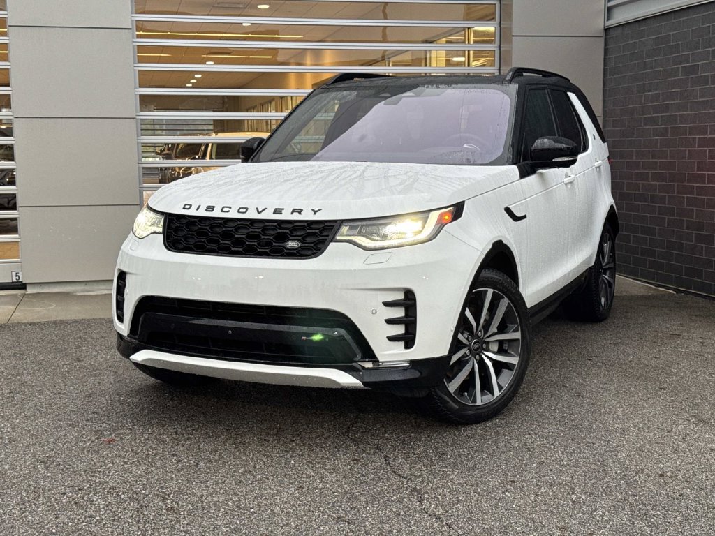Fuji White 2023 Land Rover Discovery SUV / Crossover All-Wheel Drive 8-Speed Automatic