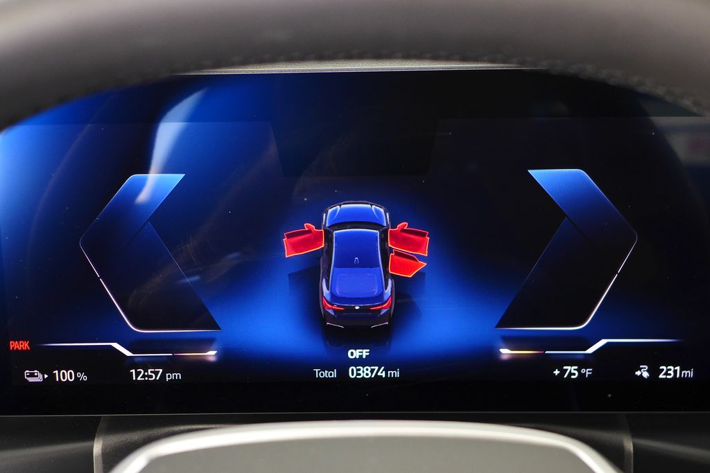 Thumbnail: 2025 BMW i4 - 31