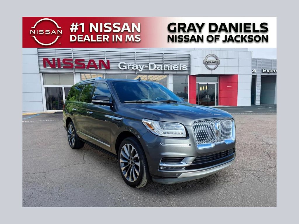 Magnetic Gray Metallic 2018 Lincoln Navigator Select RWD SUV / Crossover 4X2 Automatic