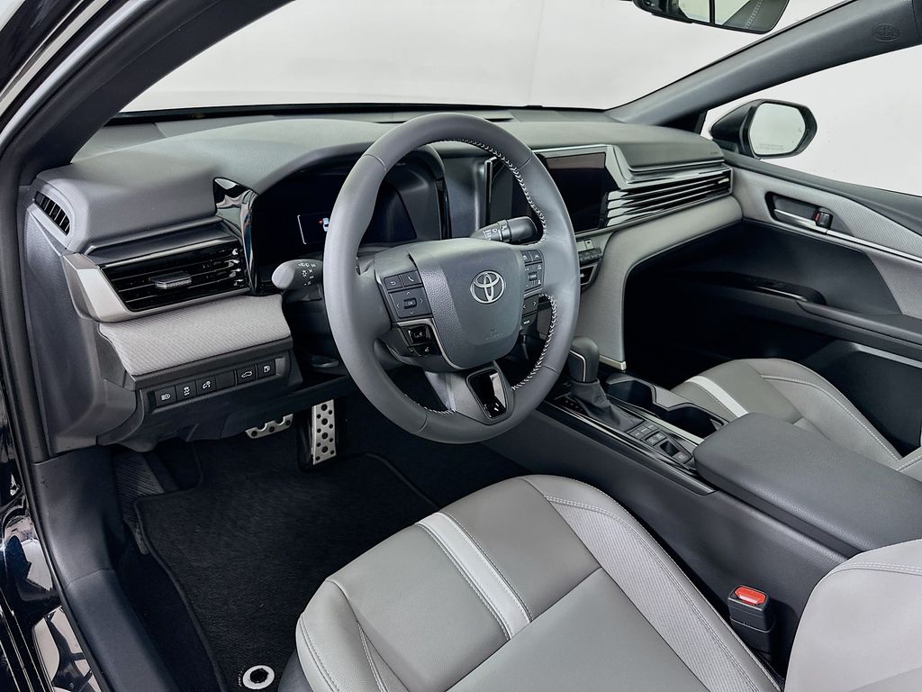 Thumbnail: 2025 Toyota Camry - 9