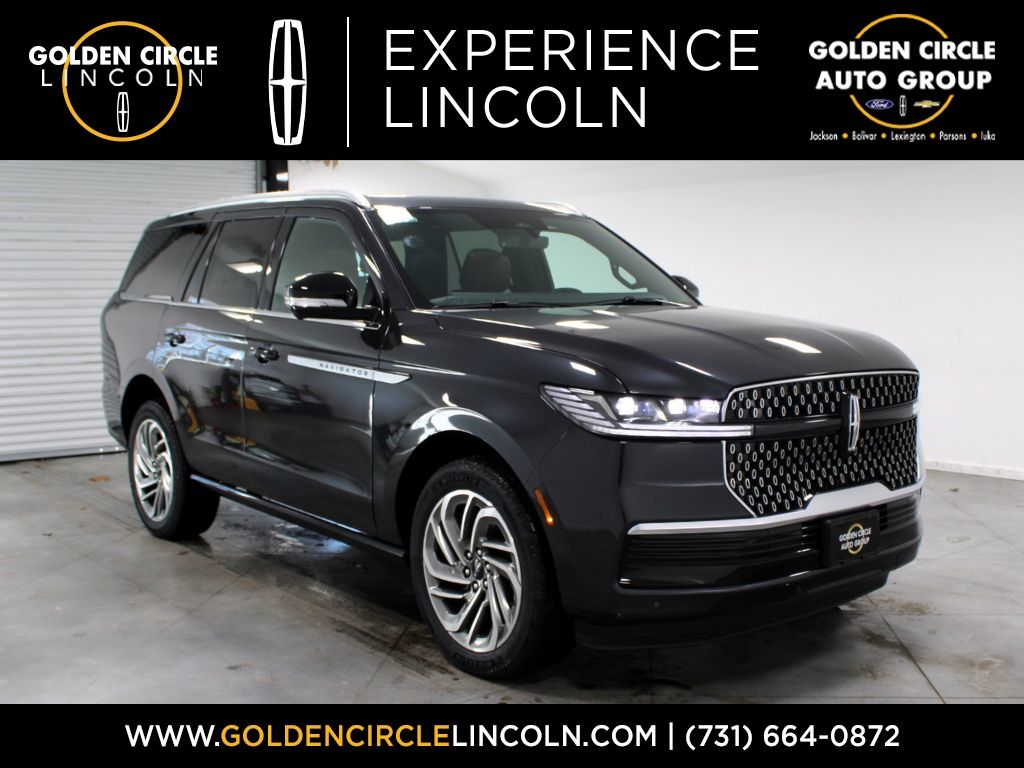 Starlight Gray Premium Co 2026 Lincoln Navigator SUV / Crossover Four-Wheel Drive Automatic