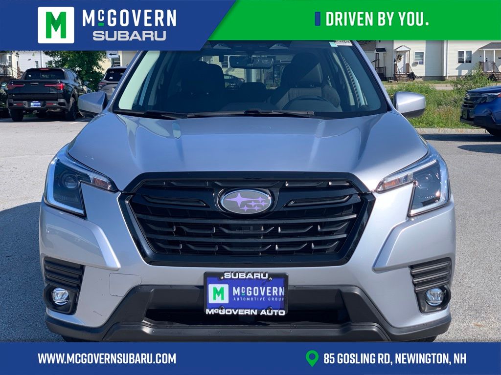 Ice Silver Metallic 2024 Subaru Forester SUV / Crossover All-Wheel Drive Continuously Variable Transmission