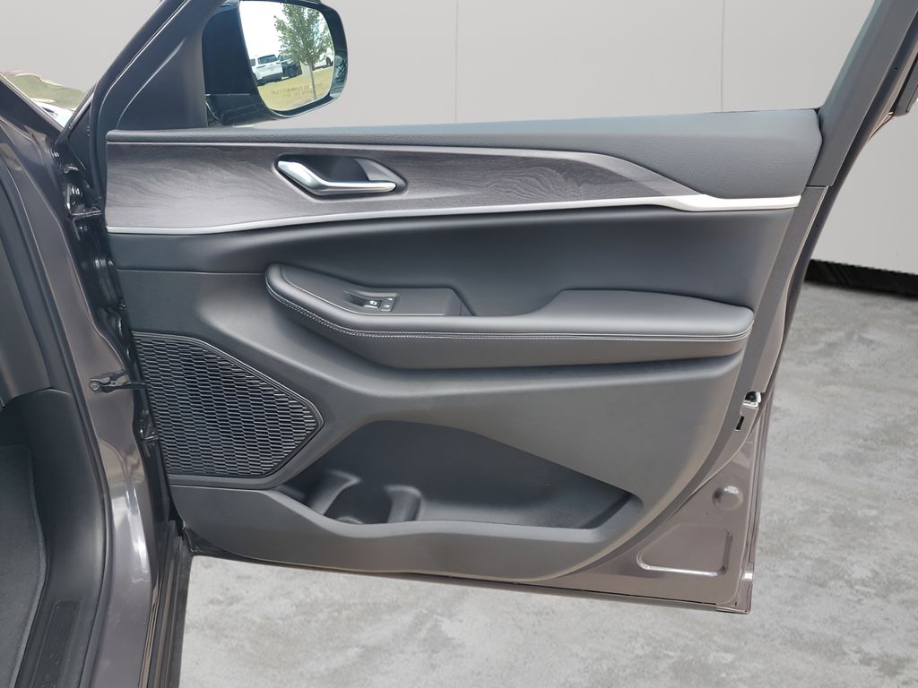 New Car 2025 Jeep Grand Cherokee L  Limited For Sale Under $50,000 In Austin, Texas