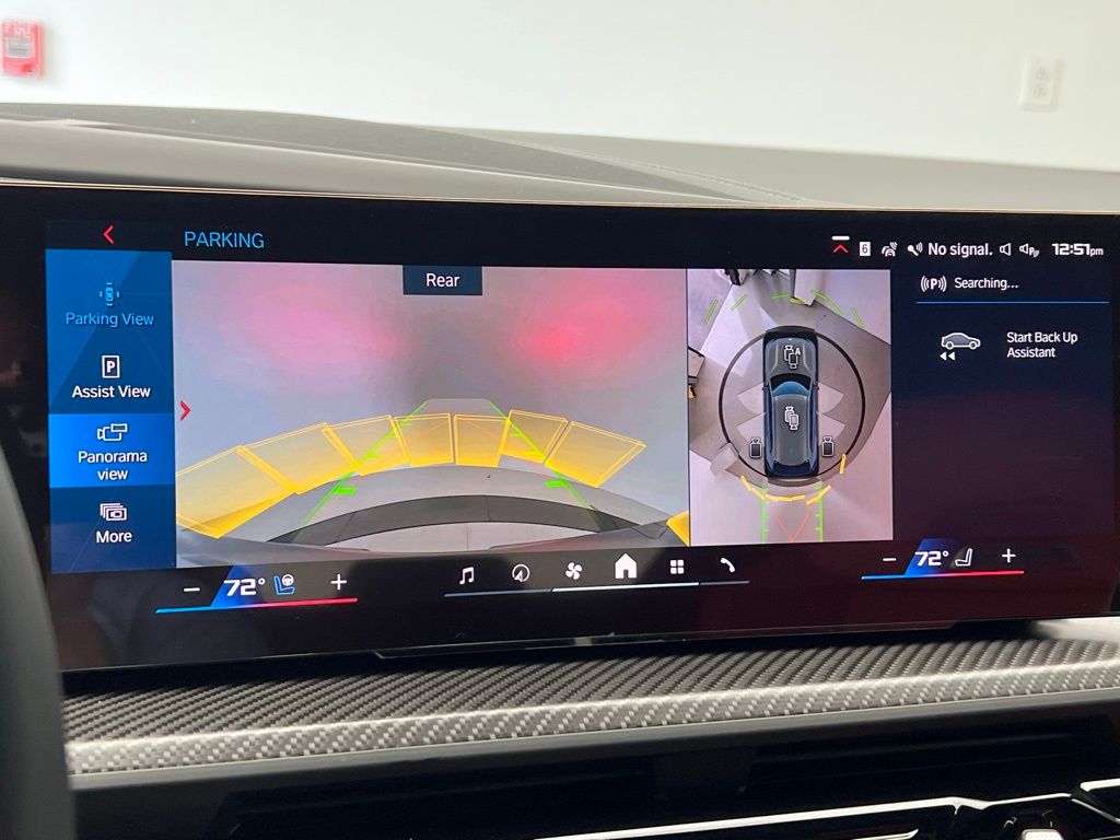 2025 BMW XM  19