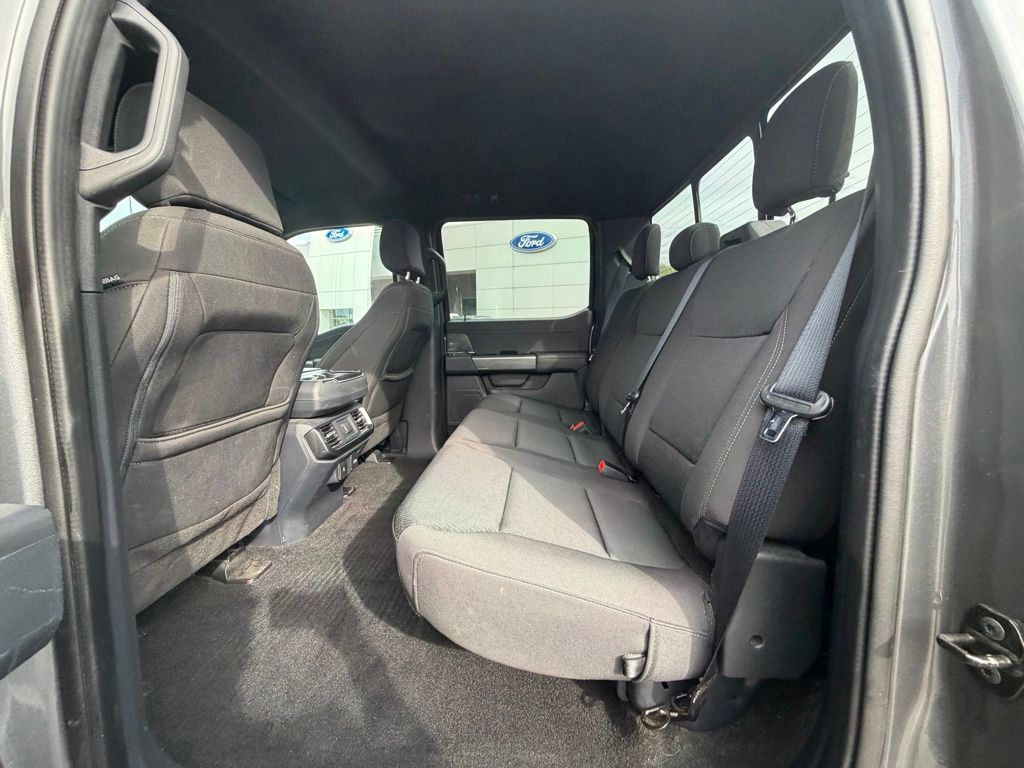 2022 Ford F-150 XLT - 11