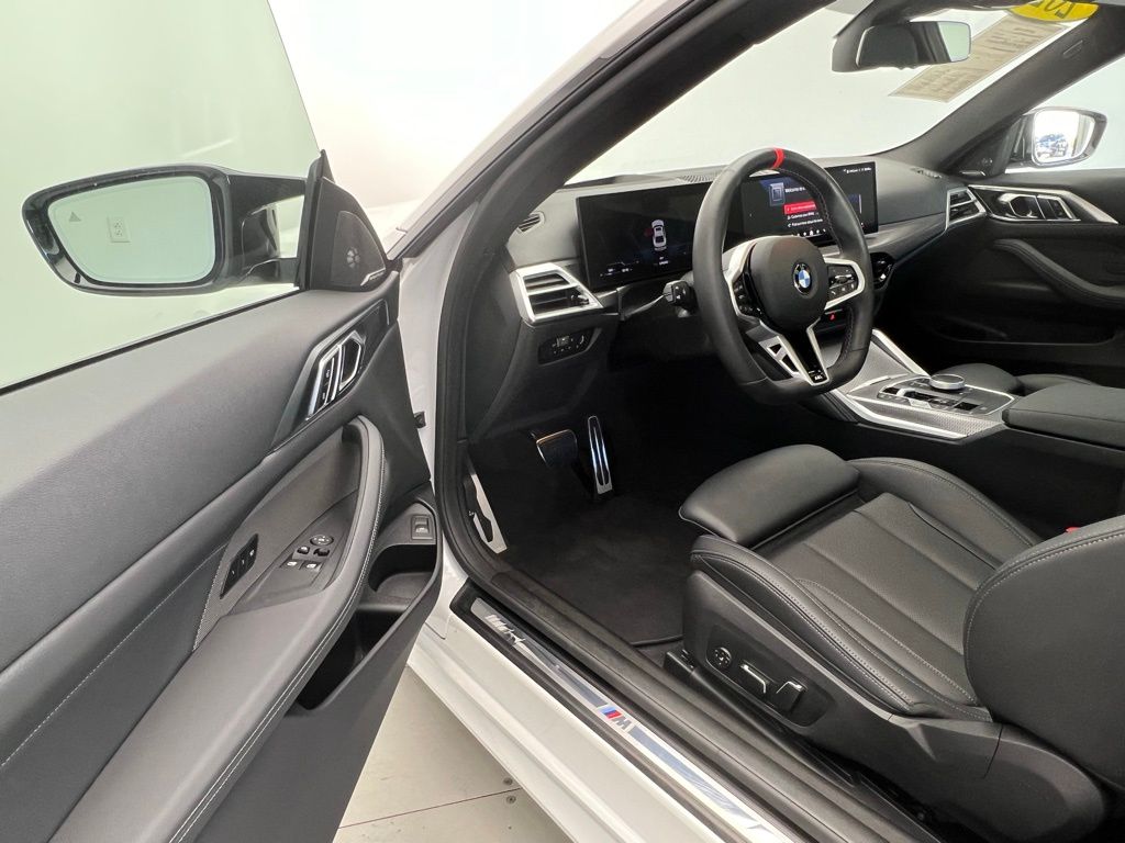 Thumbnail: 2026 BMW 4 Series - 22