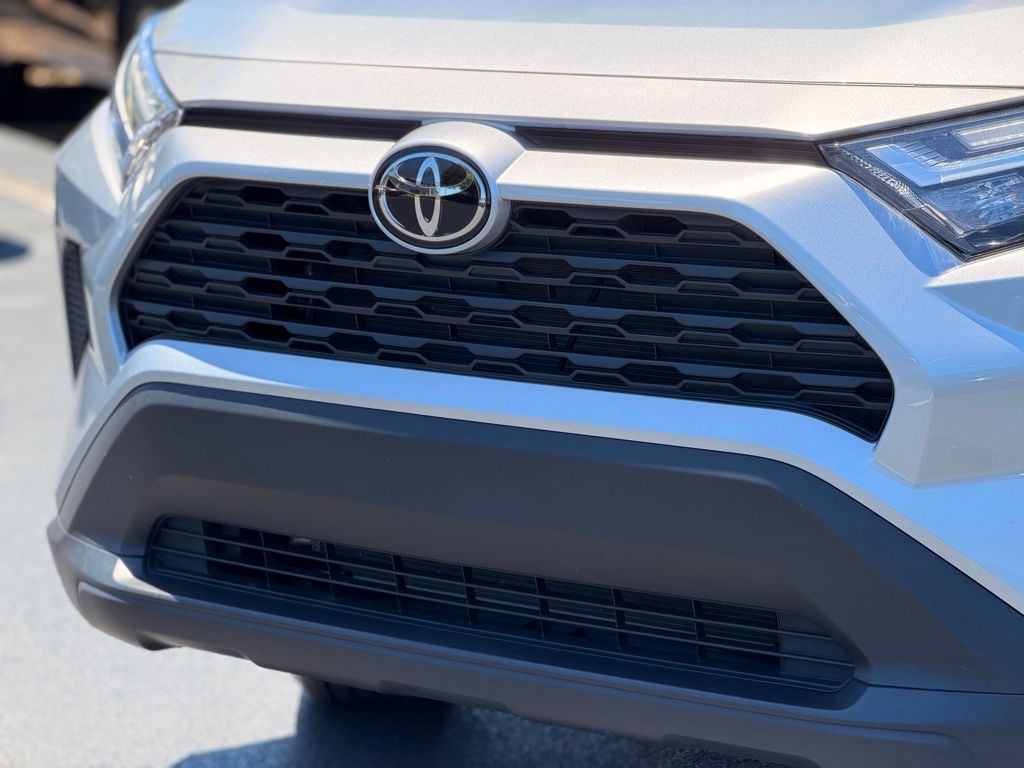 2025 Toyota RAV4 LE Silver Sky Metallic - Jim Hudson Acura - Image 9