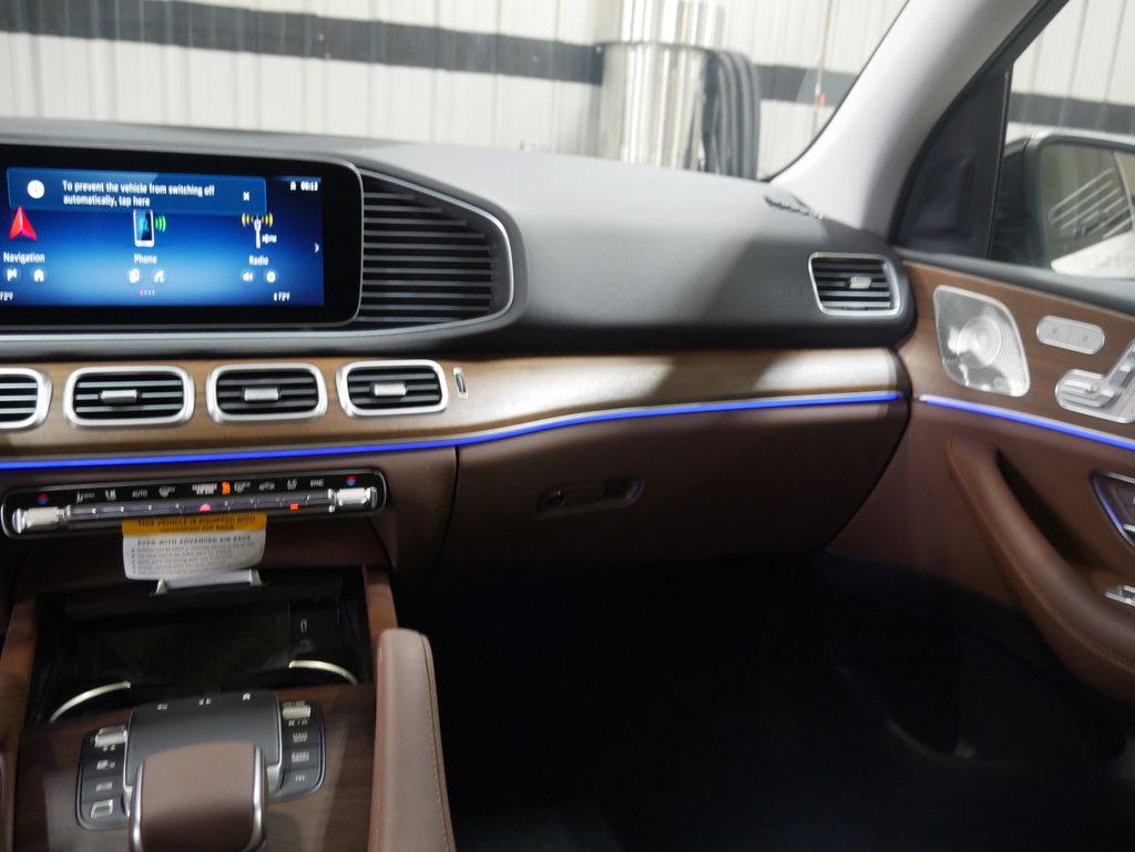 Thumbnail: 2026 Mercedes-Benz GLE - 27