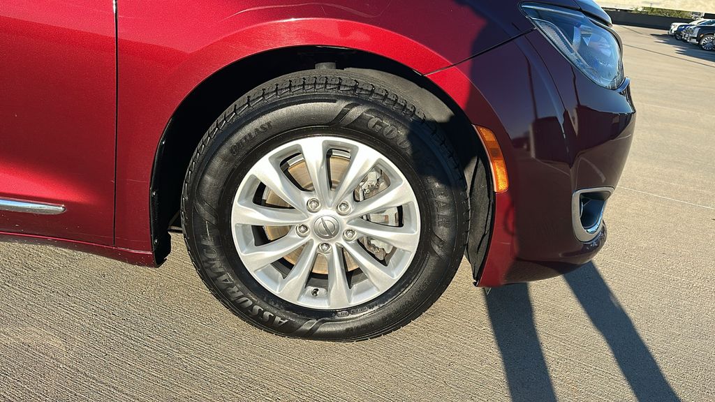 2019 Chrysler Pacifica Touring L Red at AutoSavvy Houston Northwest