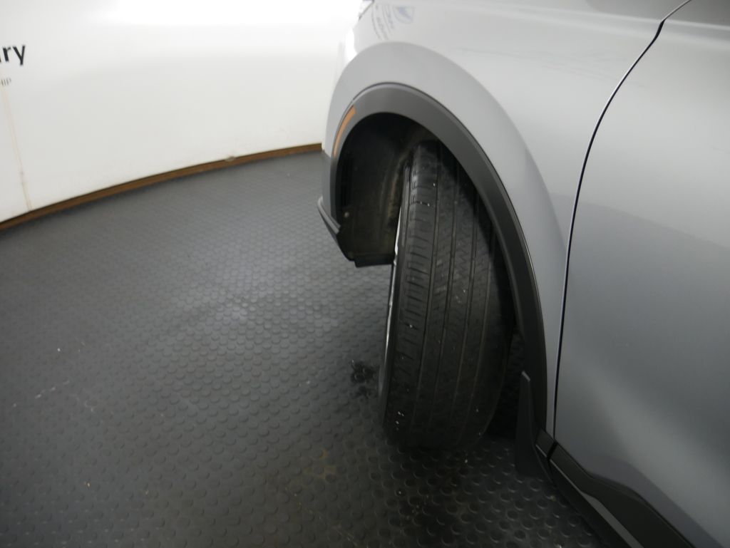 Thumbnail: 2023 Honda CR-V - 17