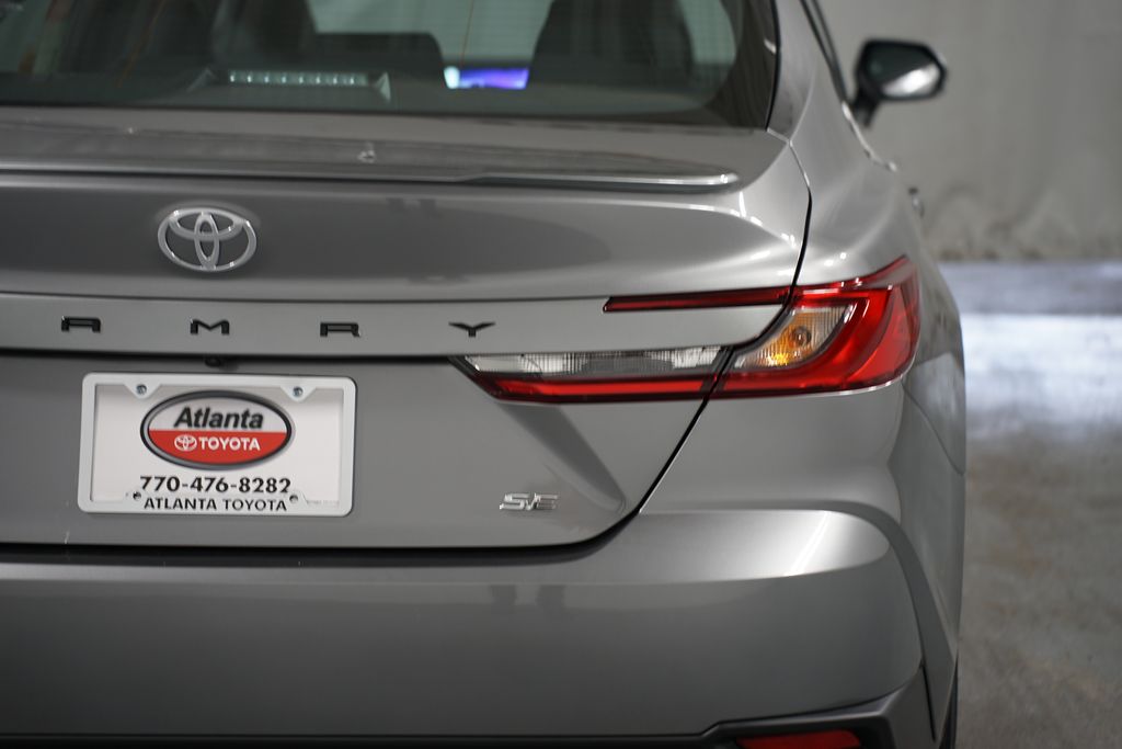 Thumbnail: 2025 Toyota Camry - 10
