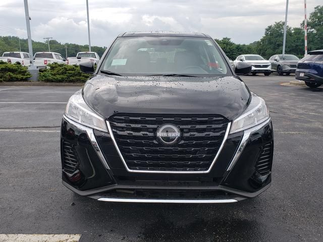new 2025 Nissan Kicks Play car, priced at $21,149