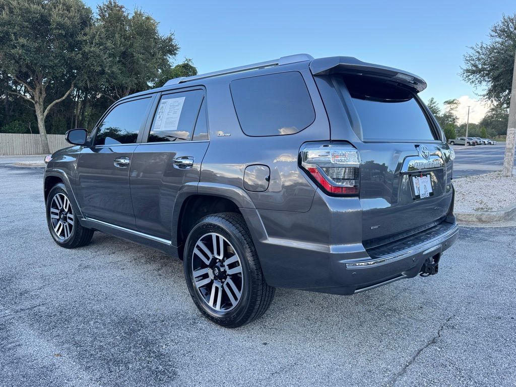 2022 Toyota 4Runner Limited photo 2