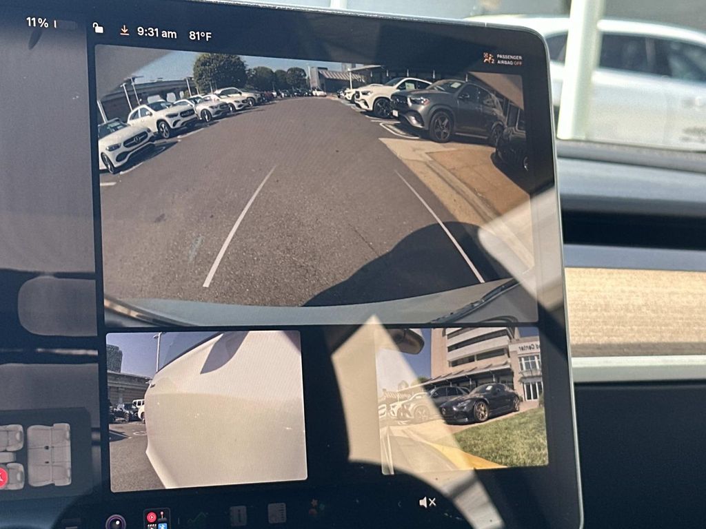 Thumbnail: 2023 Tesla Model 3 - 23