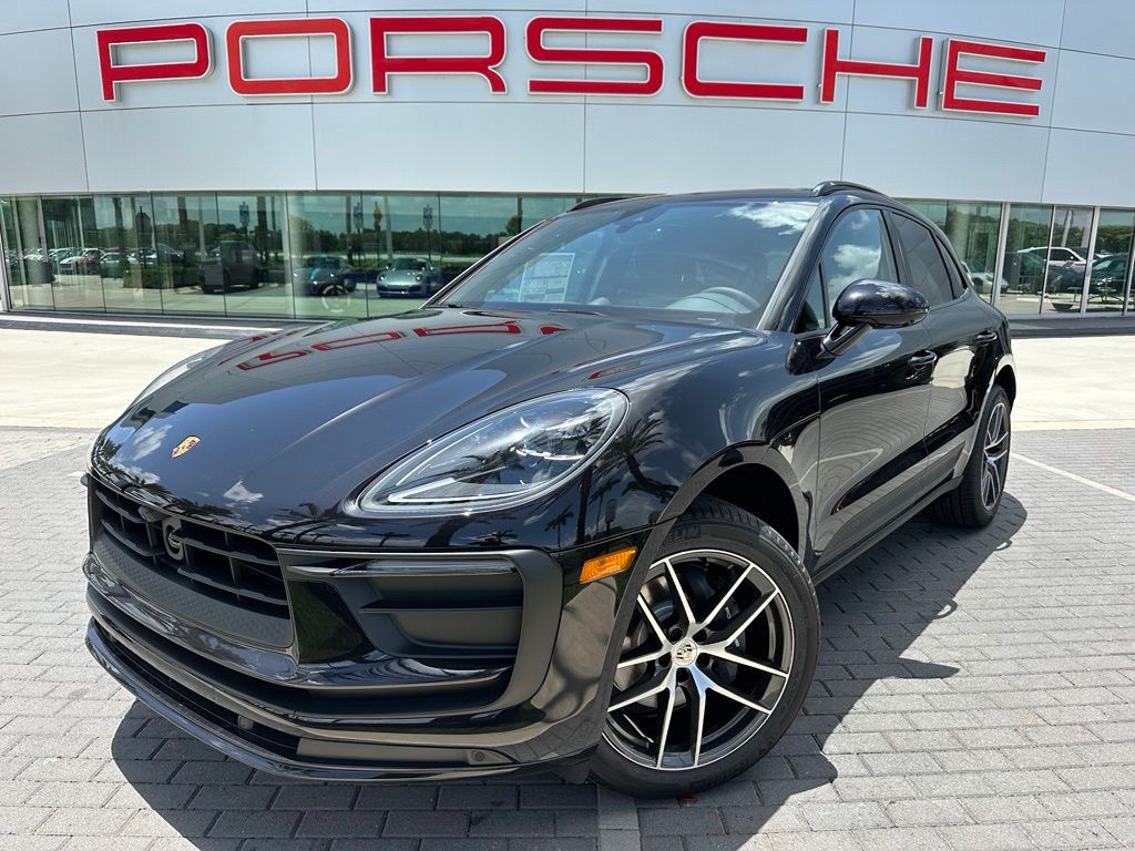Thumbnail: 2026 Porsche Macan - 1