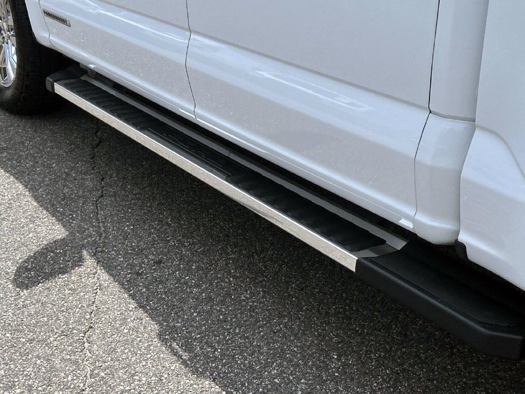 2025 Ford F-150 Lariat Oxford White - Grieco Acura - Image 13