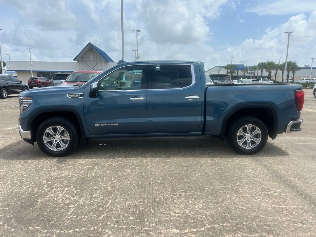 2024 GMC Sierra 1500 SLT - 7
