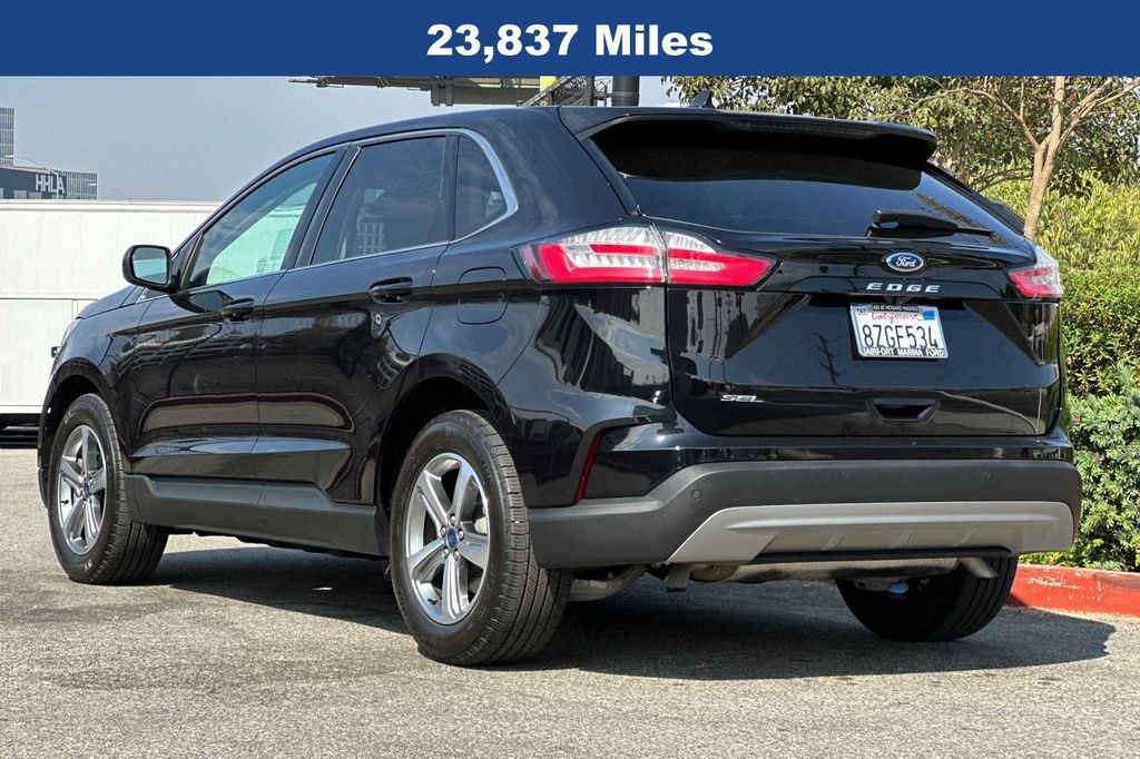 2021 Ford Edge SEL 8