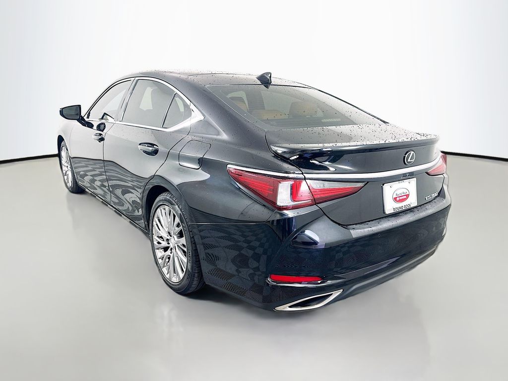 Thumbnail: 2022 Lexus ES - 7