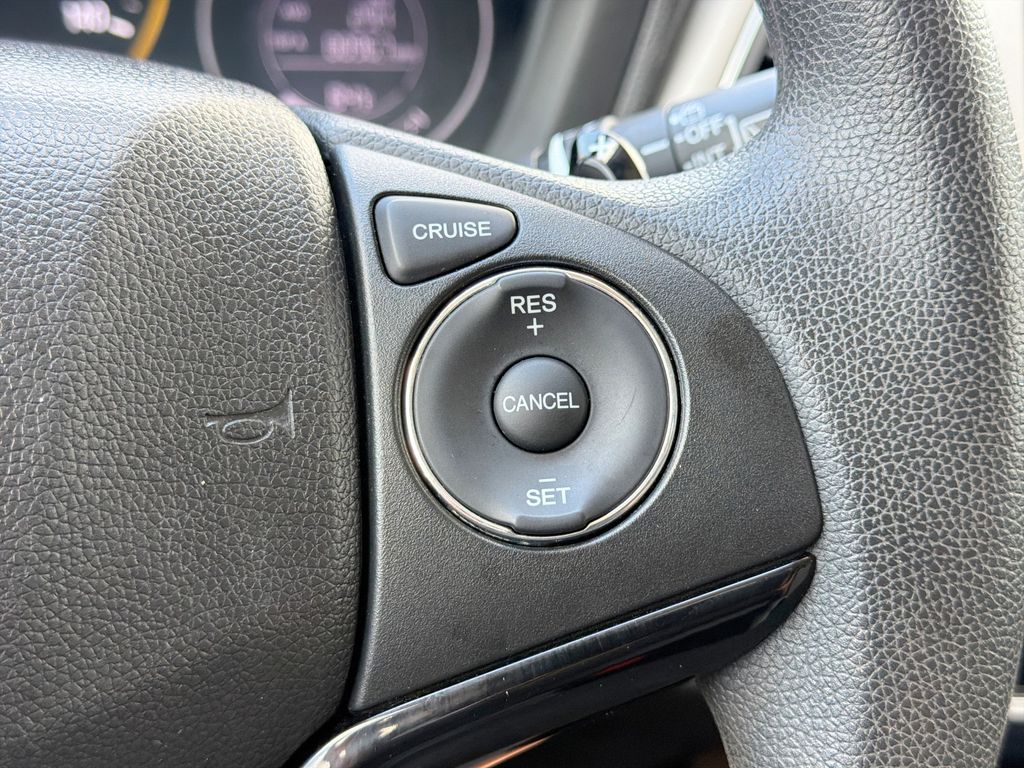Thumbnail: 2017 Honda HR-V - 27