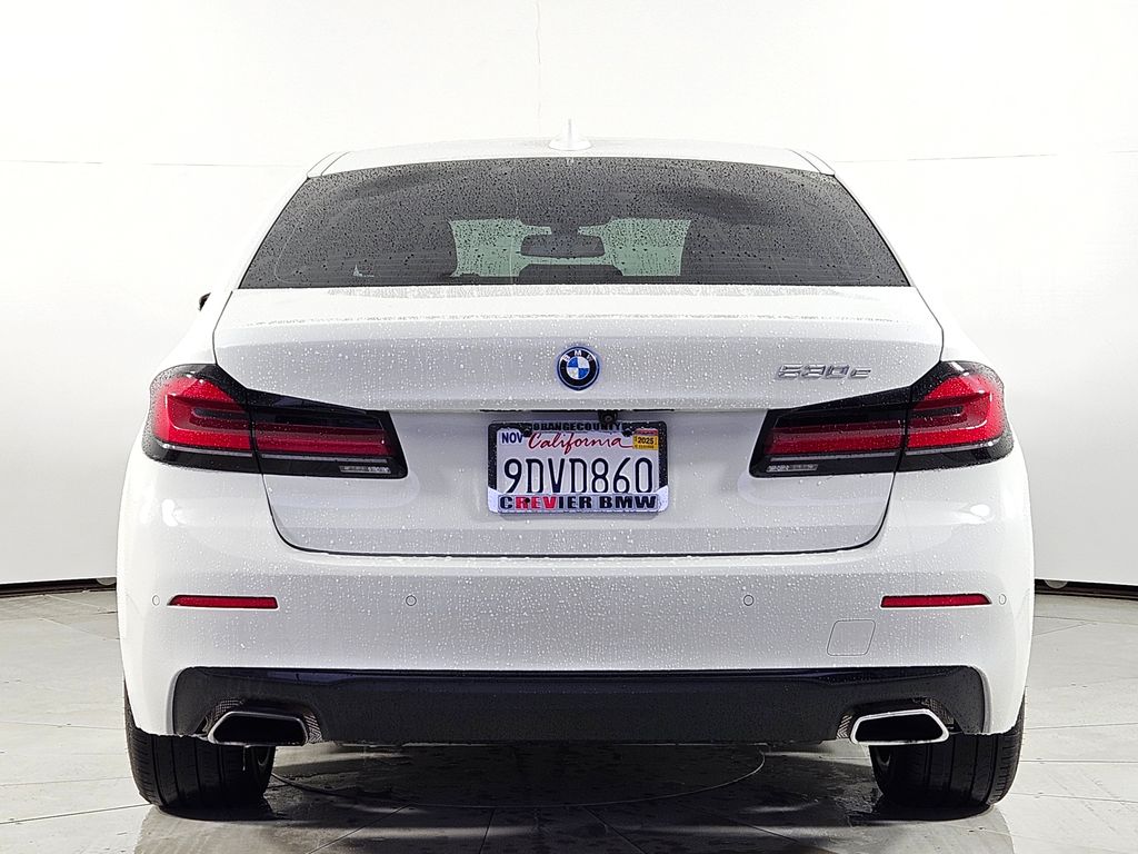 Thumbnail: 2023 BMW 5 Series - 8