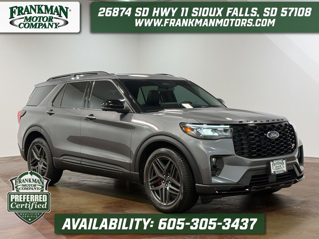 2025 Ford Explorer ST AWD